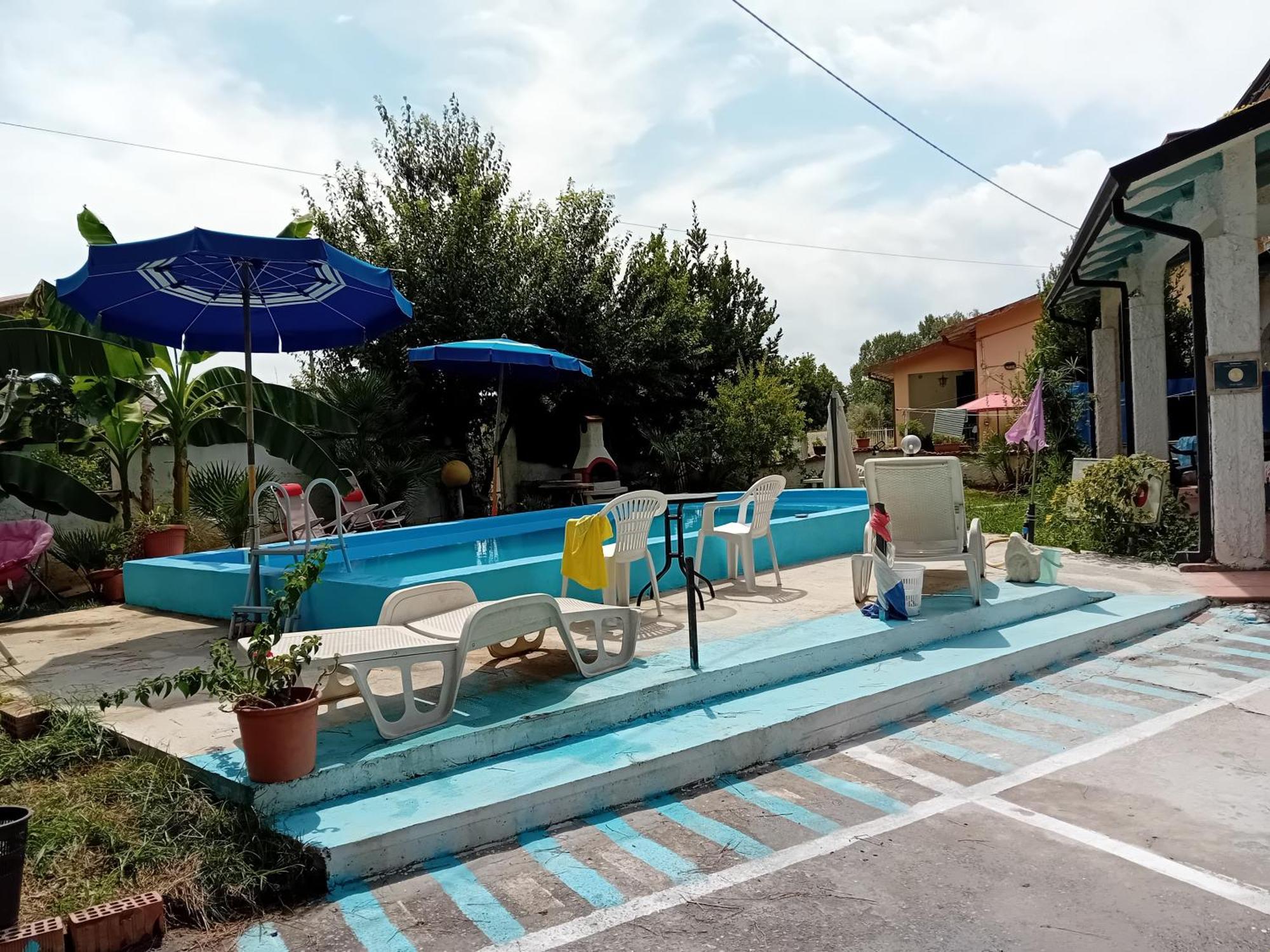 Appartement Sogno Vacanze à Massa  Extérieur photo