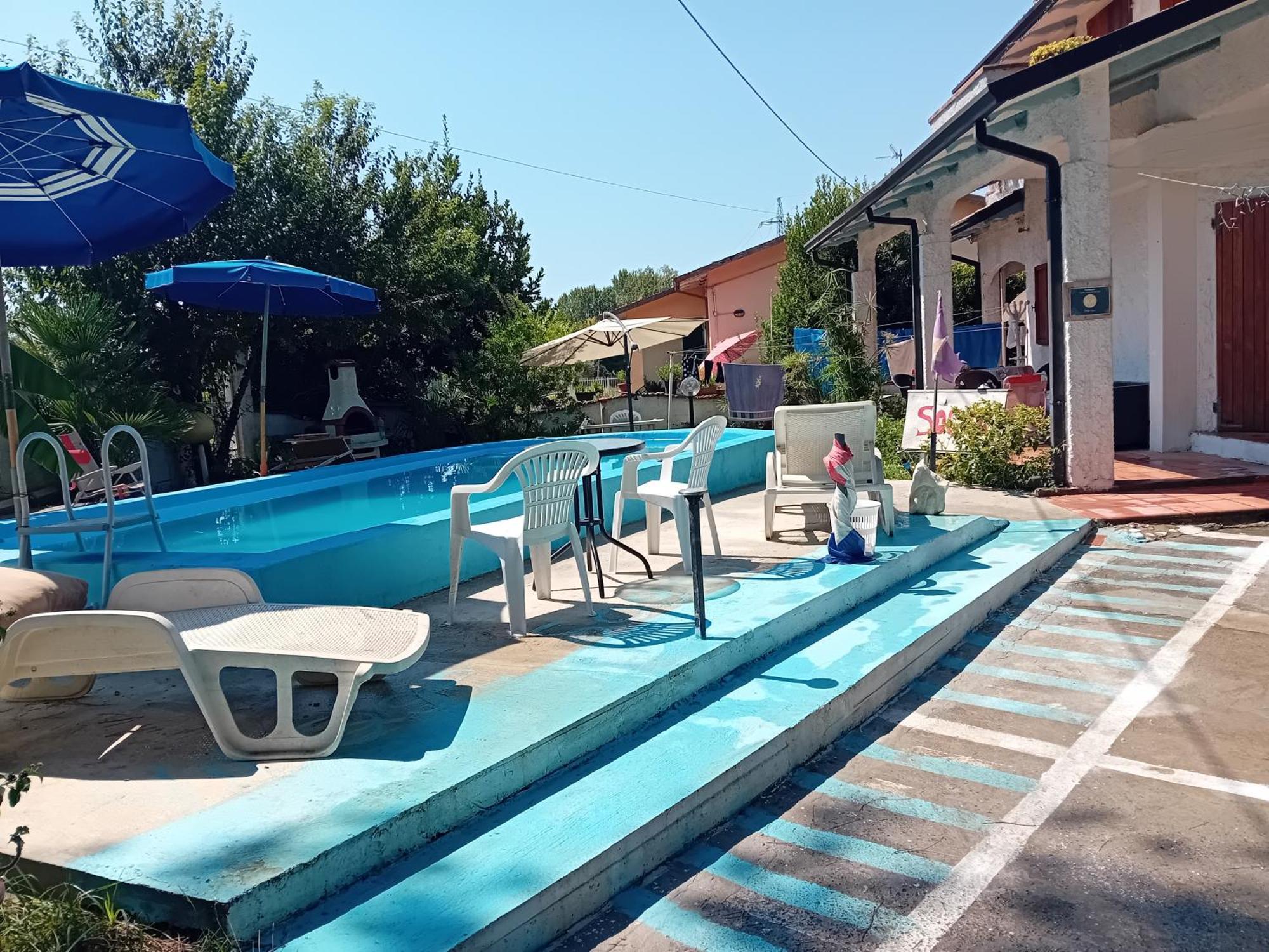 Appartement Sogno Vacanze à Massa  Extérieur photo