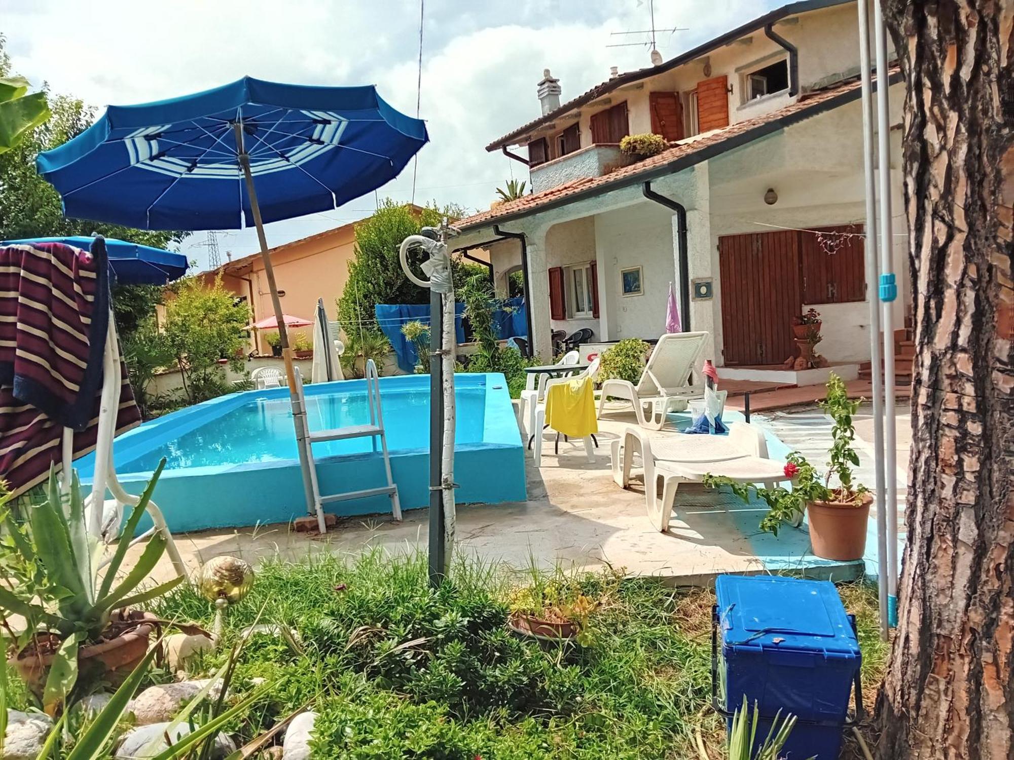 Appartement Sogno Vacanze à Massa  Extérieur photo