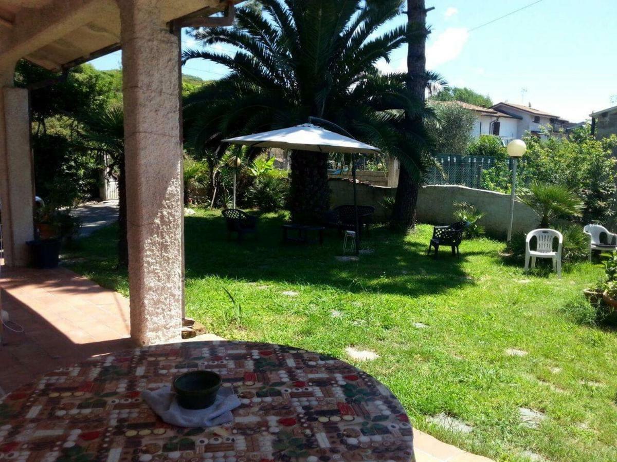 Appartement Sogno Vacanze à Massa  Extérieur photo